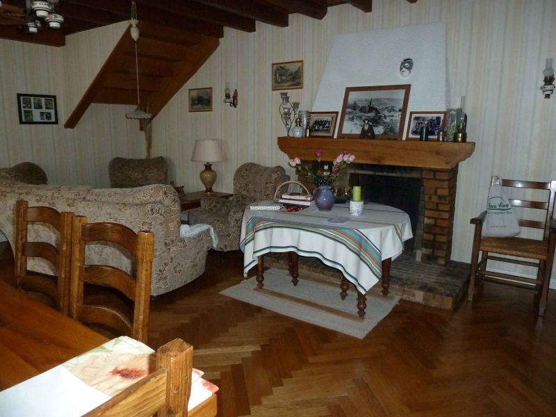 Maison et ses dépendances professionnelles JULLIE
