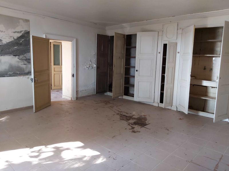 Propriété avec le cachet de l'ancien SAINT ETIENNE LA VARENNE